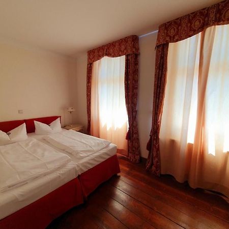 Hotel Adler Rudolstadt Bagian luar foto